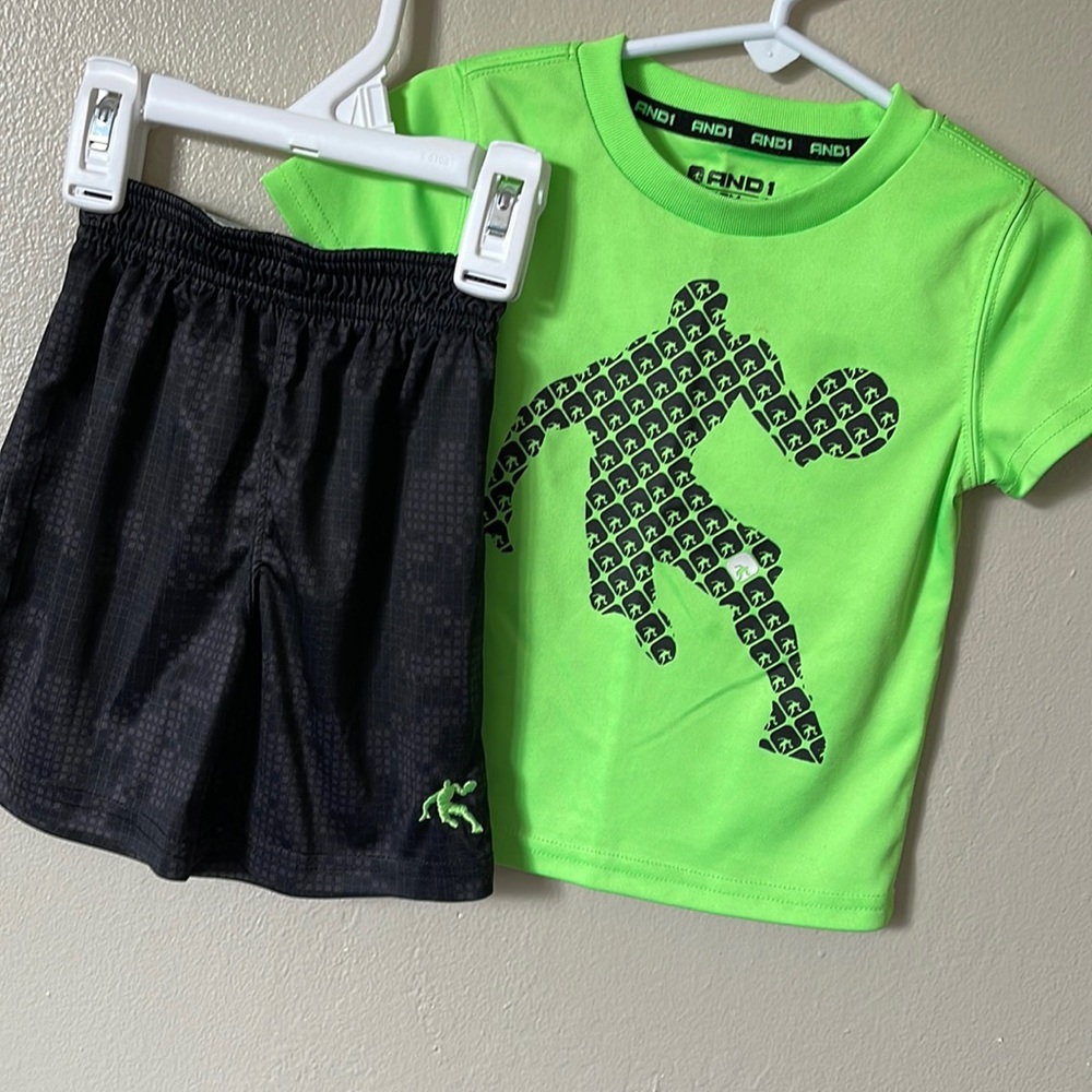 AND1 shirt + shorts set